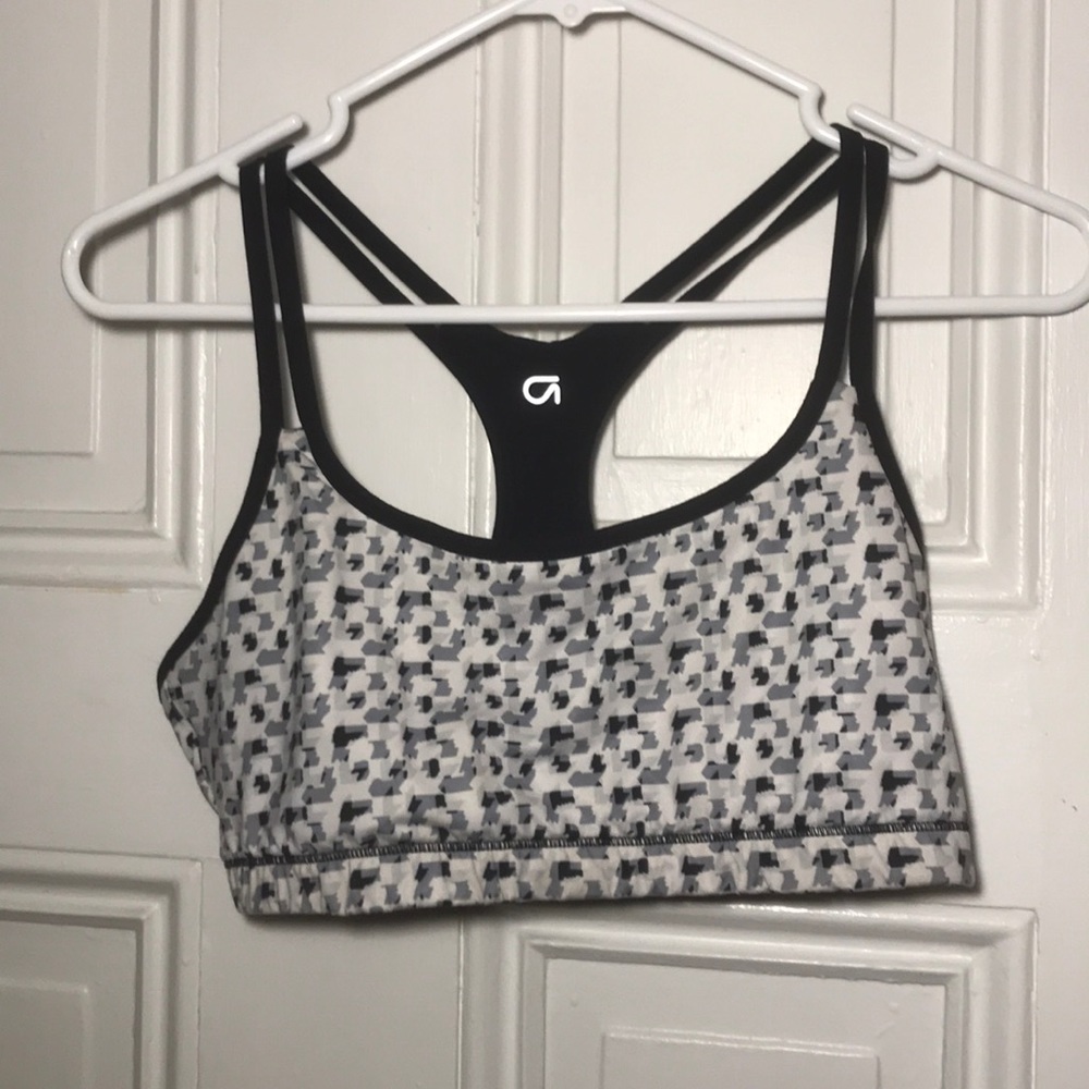 GAP Reversible sports bra